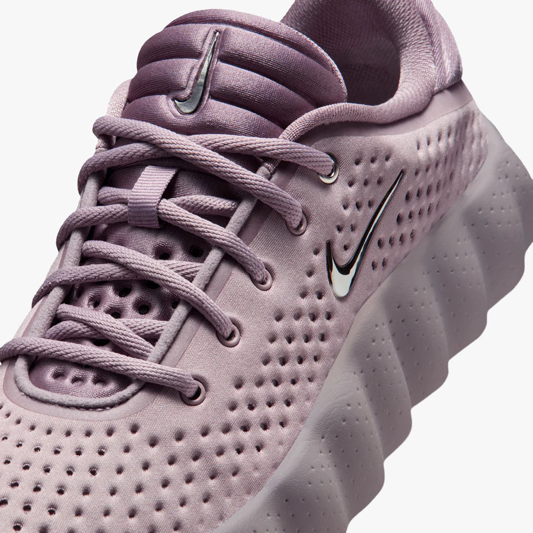 Nike Mind 002