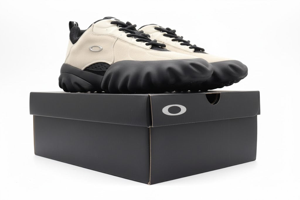 Oakley Factory team Chop saw