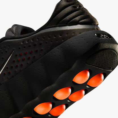 Nike Mind 002